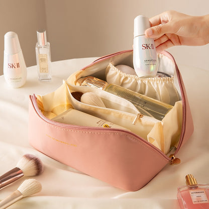 La trousse de beauté Poppy